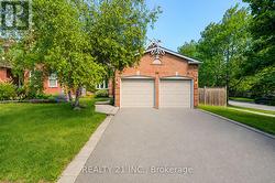 95 HEARNE CRESCENT Ajax, ON L1T 3P6