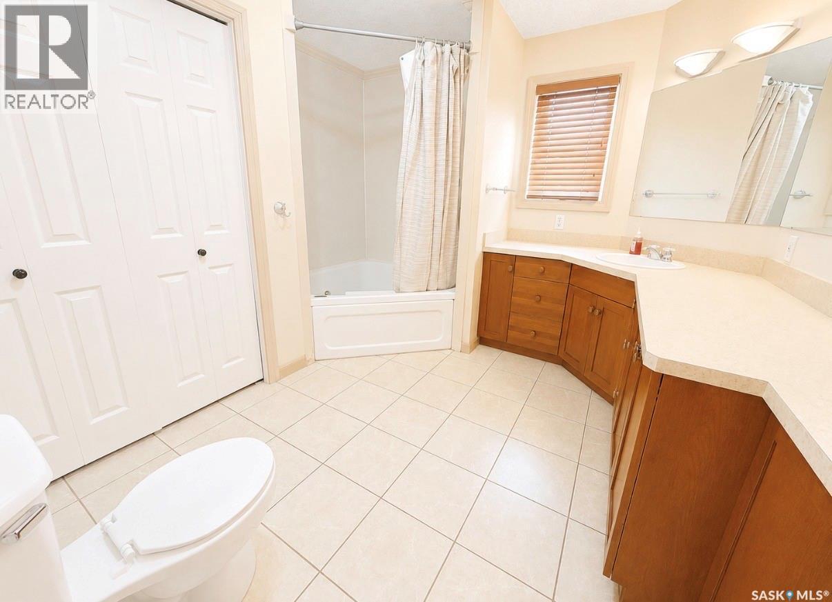 Rempel Acreage, Swift Current Rm No. 137, SK - Indoor Photo Showing Bathroom