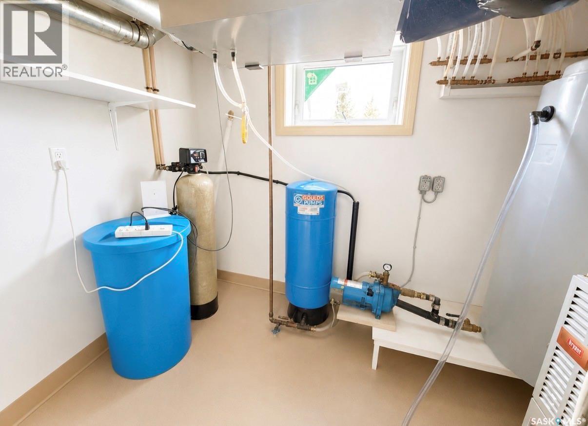 Rempel Acreage, Swift Current Rm No. 137, SK - Indoor