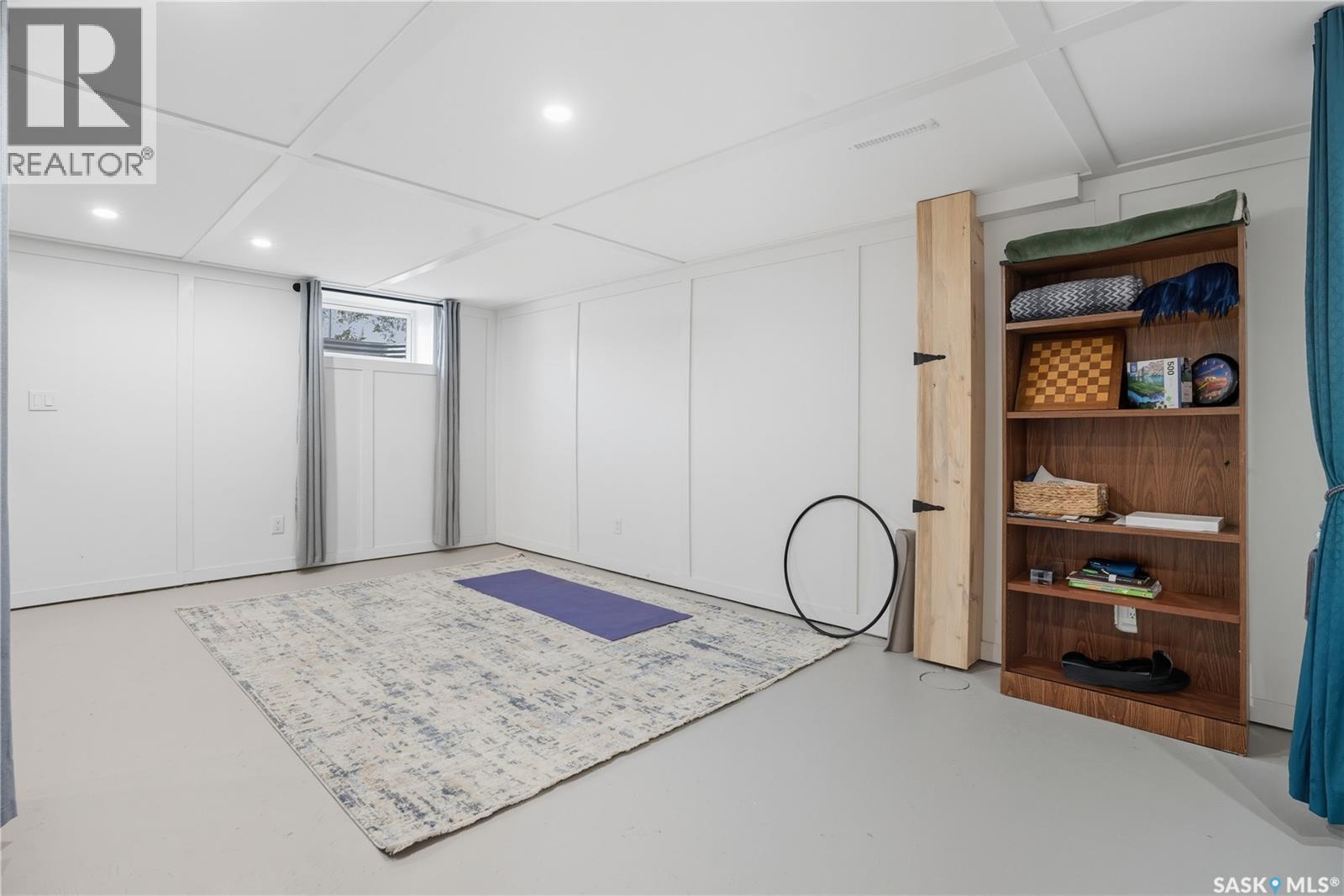 16 Walsh Street, Qu'Appelle, SK - Indoor Photo Showing Other Room
