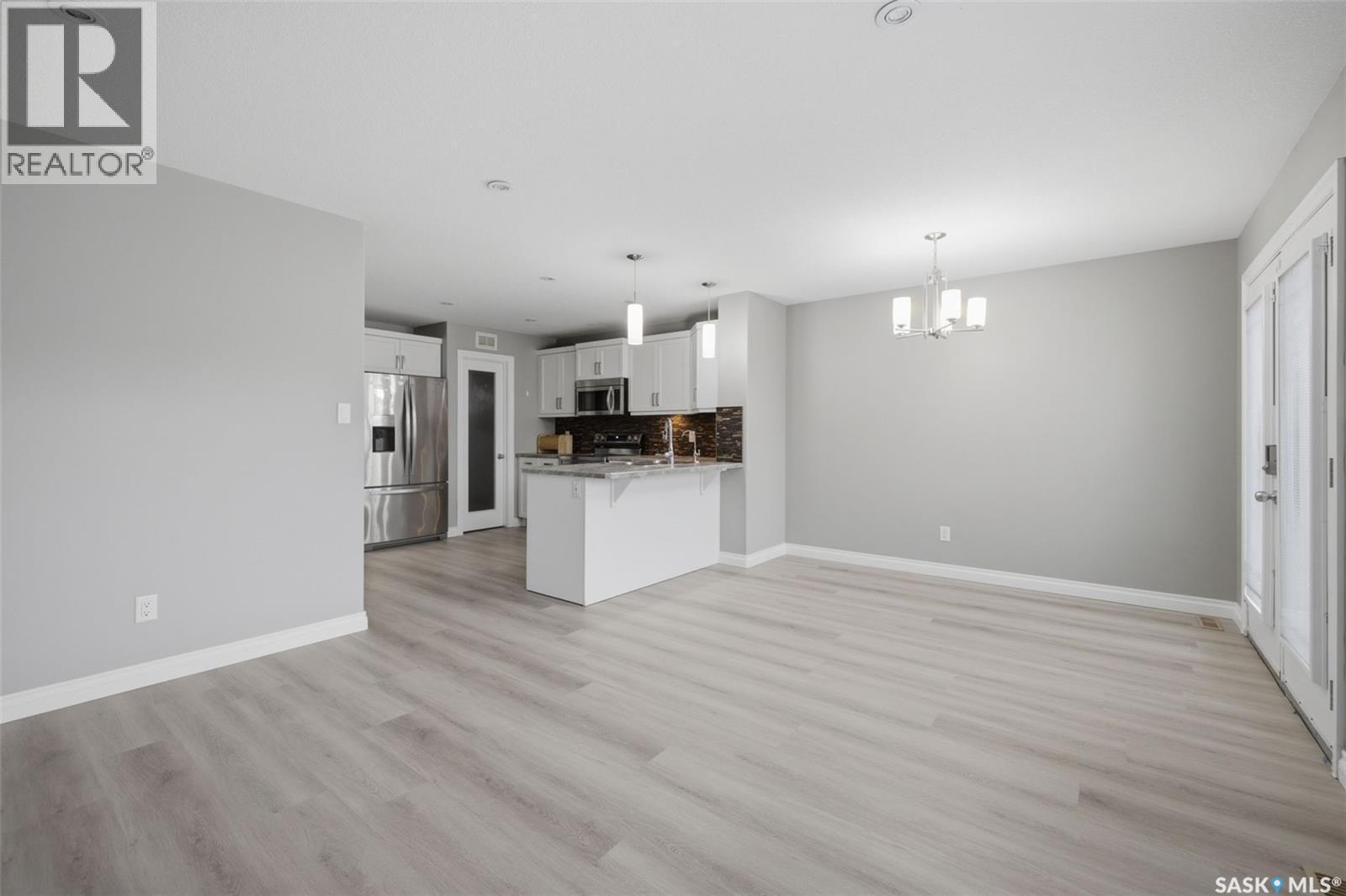 4845 Liberty Street, Regina, SK - Indoor Photo Showing Kitchen