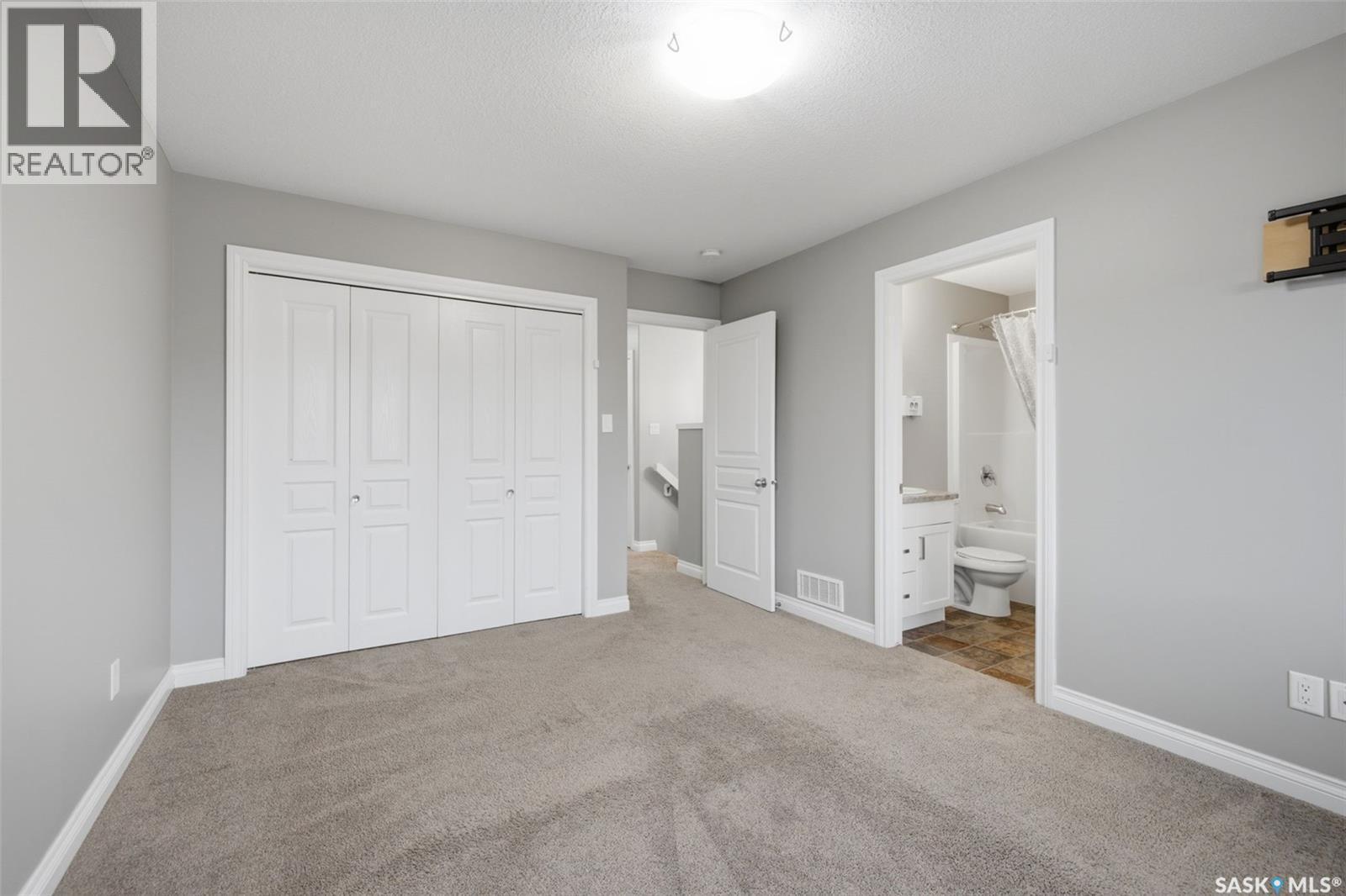 4845 Liberty Street, Regina, SK - Indoor