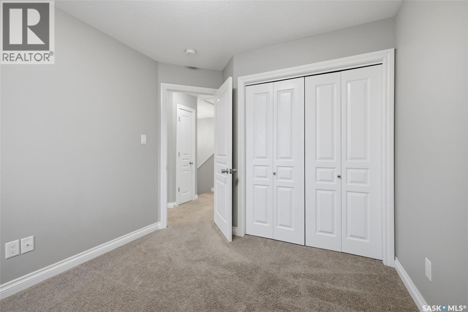4845 Liberty Street, Regina, SK - Indoor