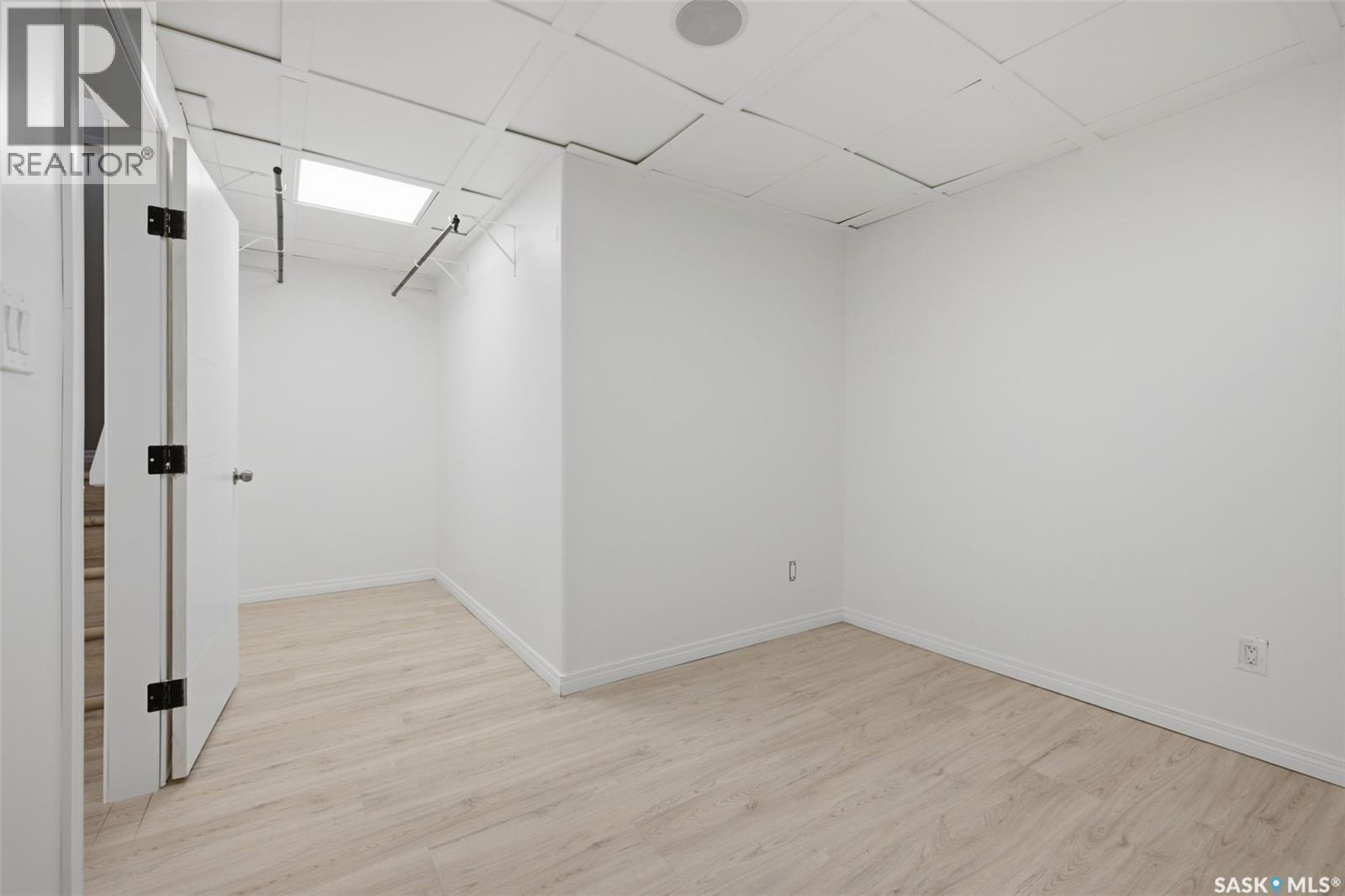 4845 Liberty Street, Regina, SK - Indoor Photo Showing Other Room
