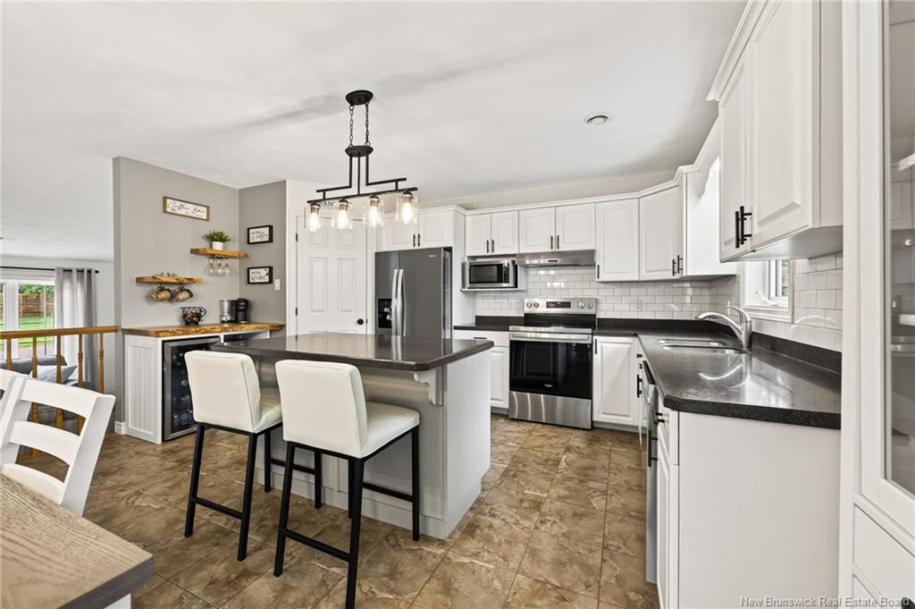 33 Robichaud Crt, Dieppe, NB