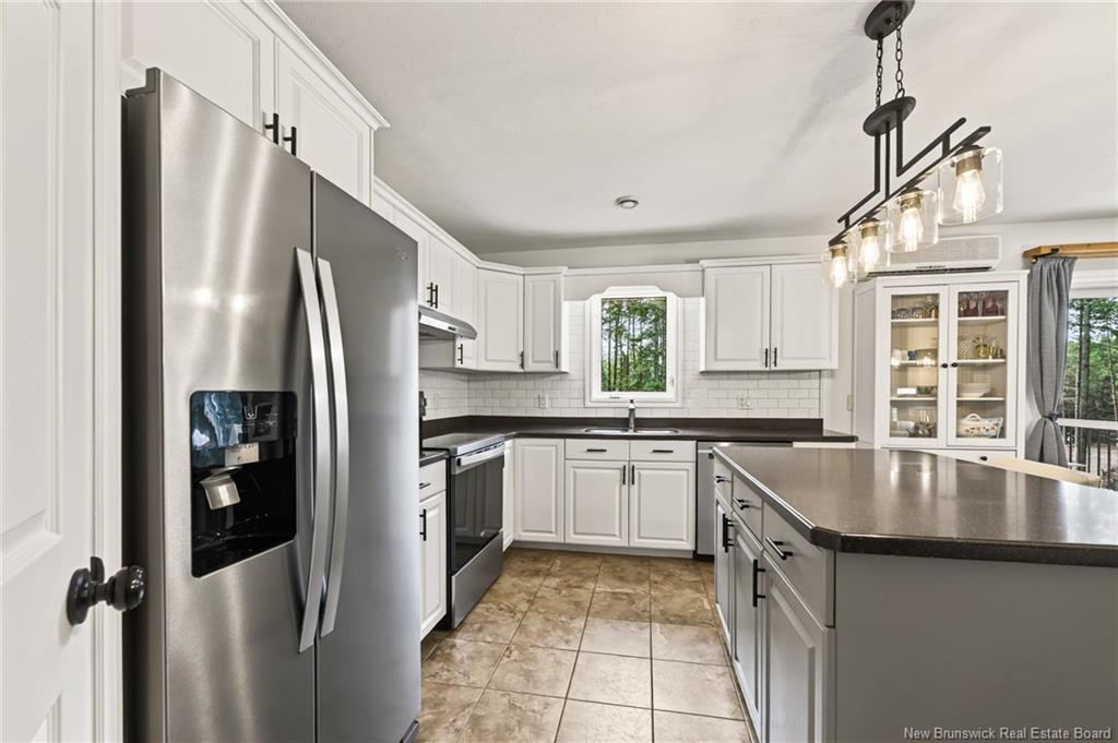 33 Robichaud Crt, Dieppe, NB