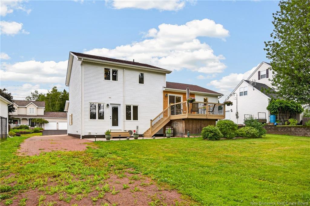 33 Robichaud Crt, Dieppe, NB