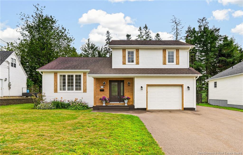 33 Robichaud Crt, Dieppe, NB