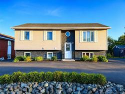 527 St Anne RD Bathurst, NB E2A 2N5