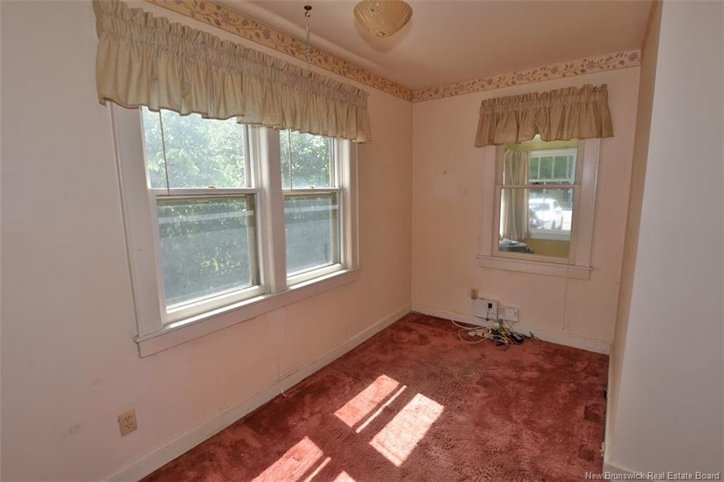 865 Barker St, Fredericton, NB