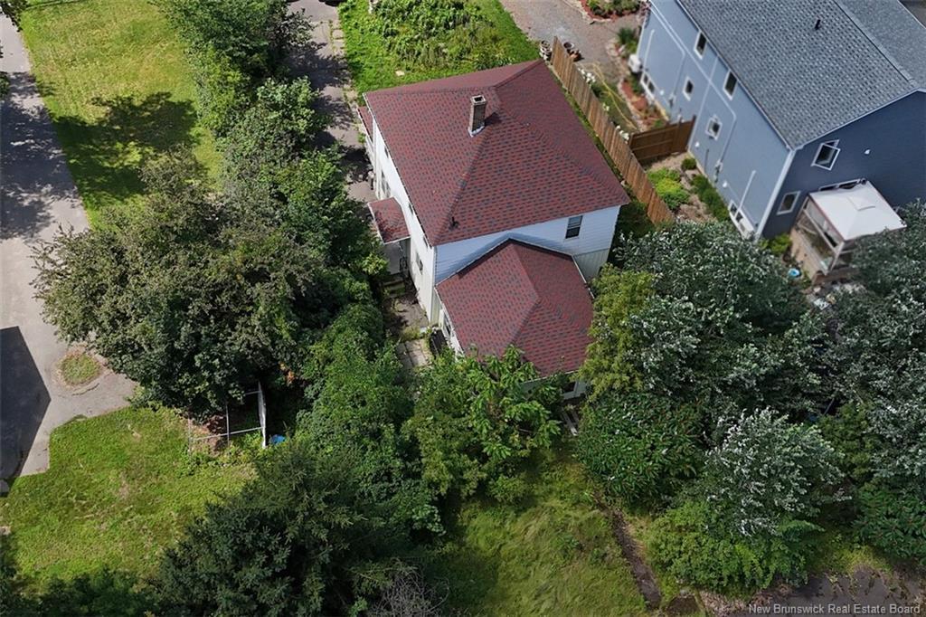 865 Barker St, Fredericton, NB