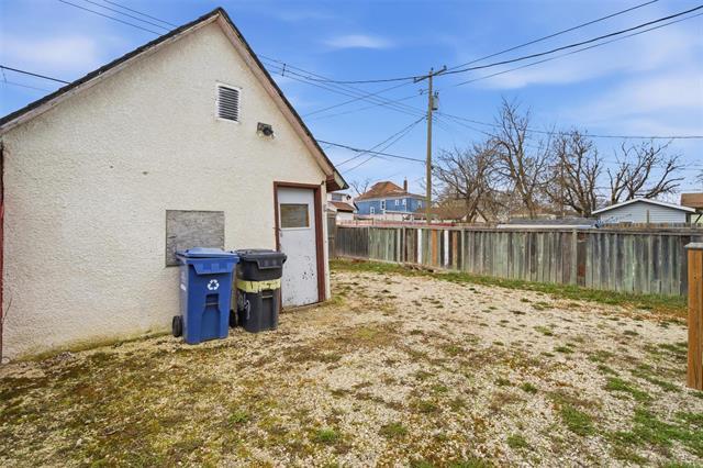 384 Magnus Ave, Winnipeg, MB - Outdoor