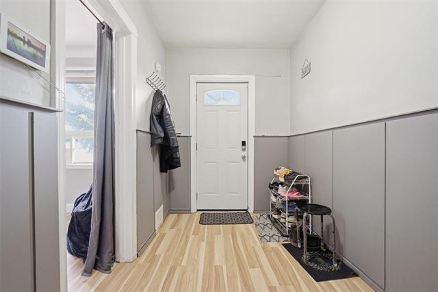 384 Magnus Ave, Winnipeg, MB - Indoor Photo Showing Other Room