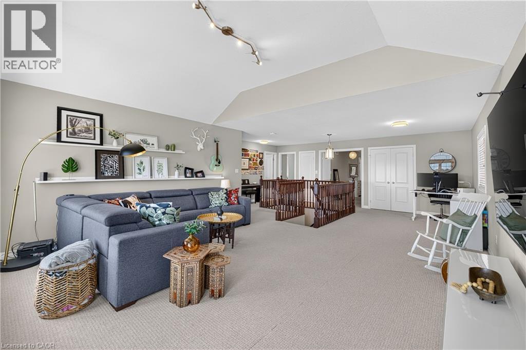 522 Woodbine Avenue, Kitchener, ON - Indoor
