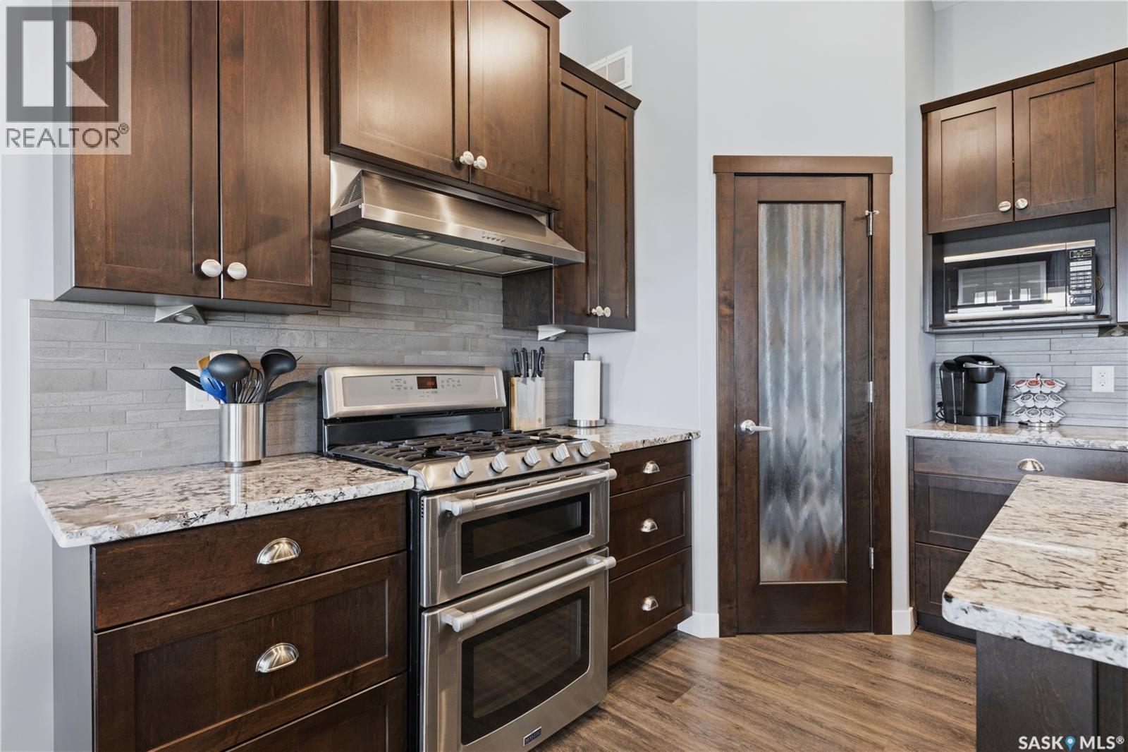 12 Valley Ridge Road, Last Mountain Lake, SK - Indoor Photo Showing Kitchen With Stainless Steel Kitchen With Upgraded Kitchen
