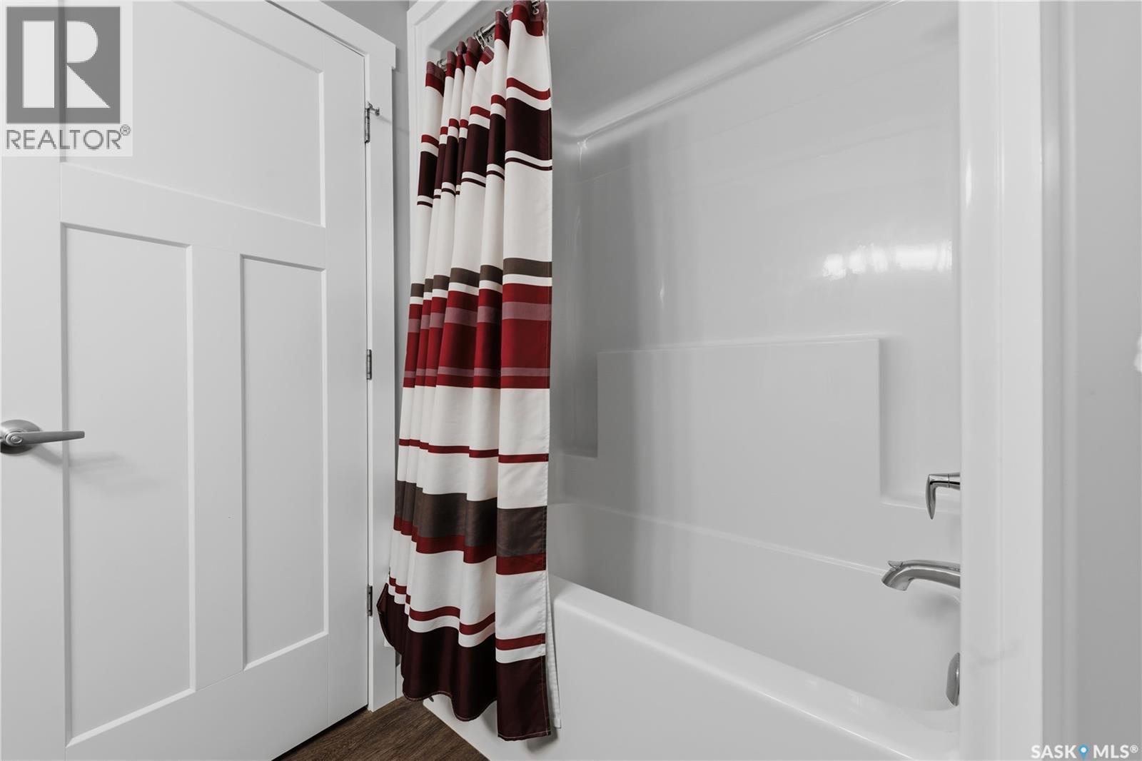 12 Valley Ridge Road, Last Mountain Lake, SK - Indoor