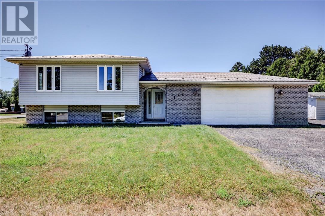 135 Ellen Street, Azilda, ON - Outdoor