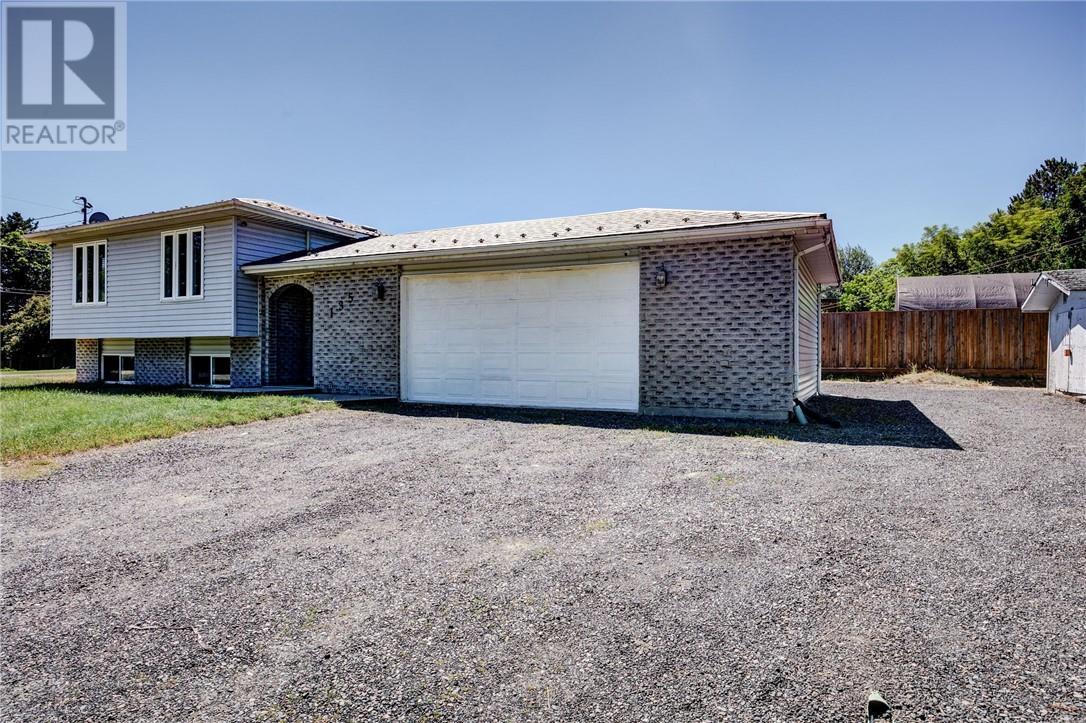 135 Ellen Street, Azilda, ON - Outdoor