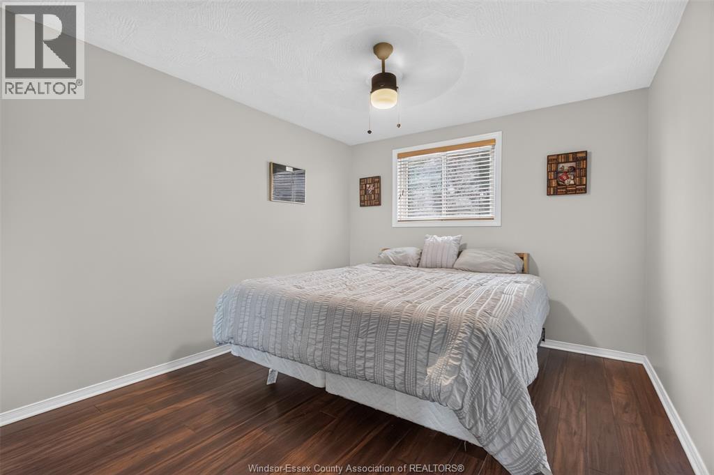 1075 Curry, Windsor, ON - Indoor Photo Showing Bedroom