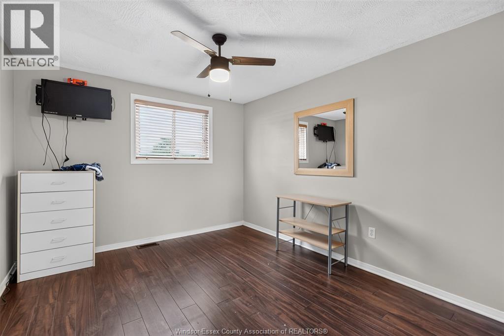 1075 Curry, Windsor, ON - Indoor Photo Showing Other Room