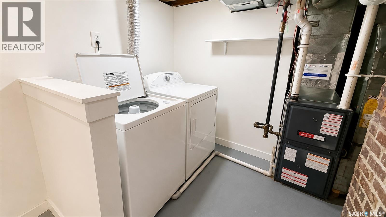 413 L Avenue N, Saskatoon, SK - Indoor Photo Showing Laundry Room