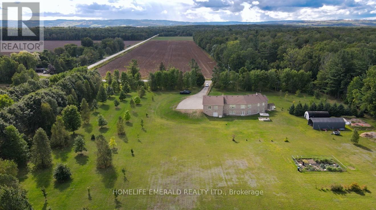 3175 3/4 Concession, Clearview, ON - Outdoor With View