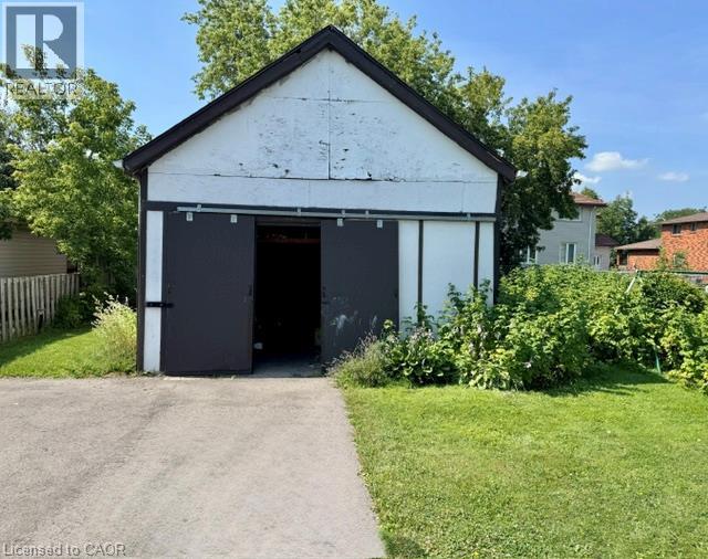 342 Barton Street, Hamilton, ON - Outdoor