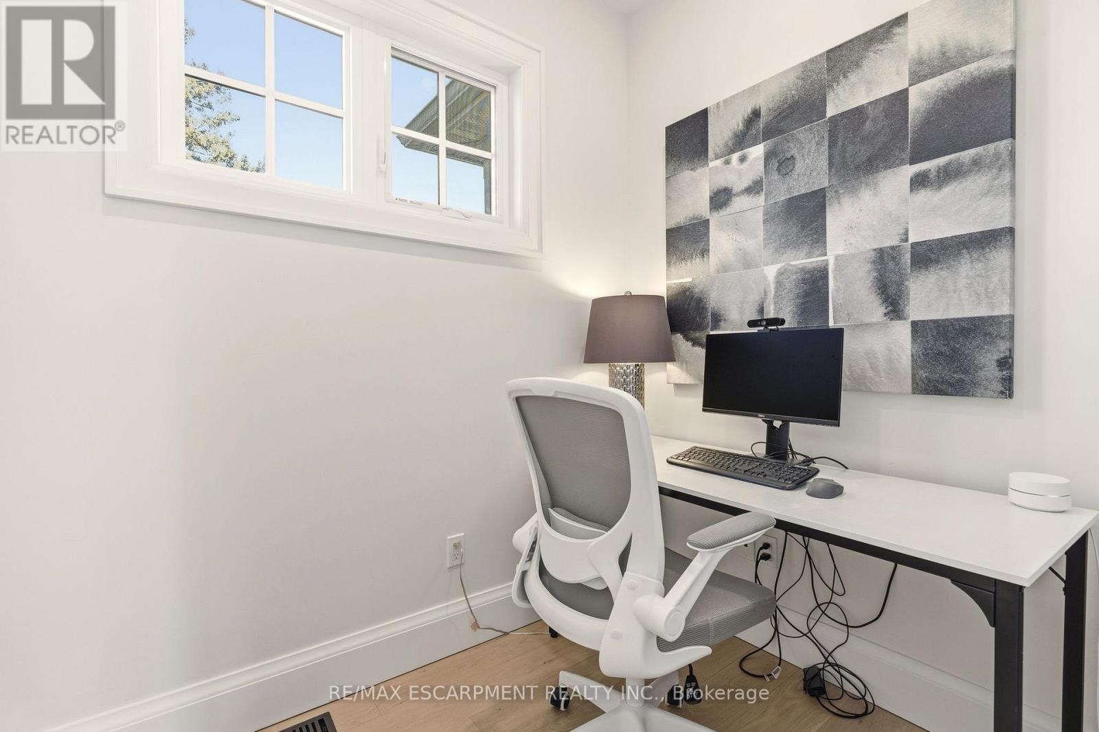 940 Gorton Avenue, Burlington, ON - Indoor Photo Showing Office