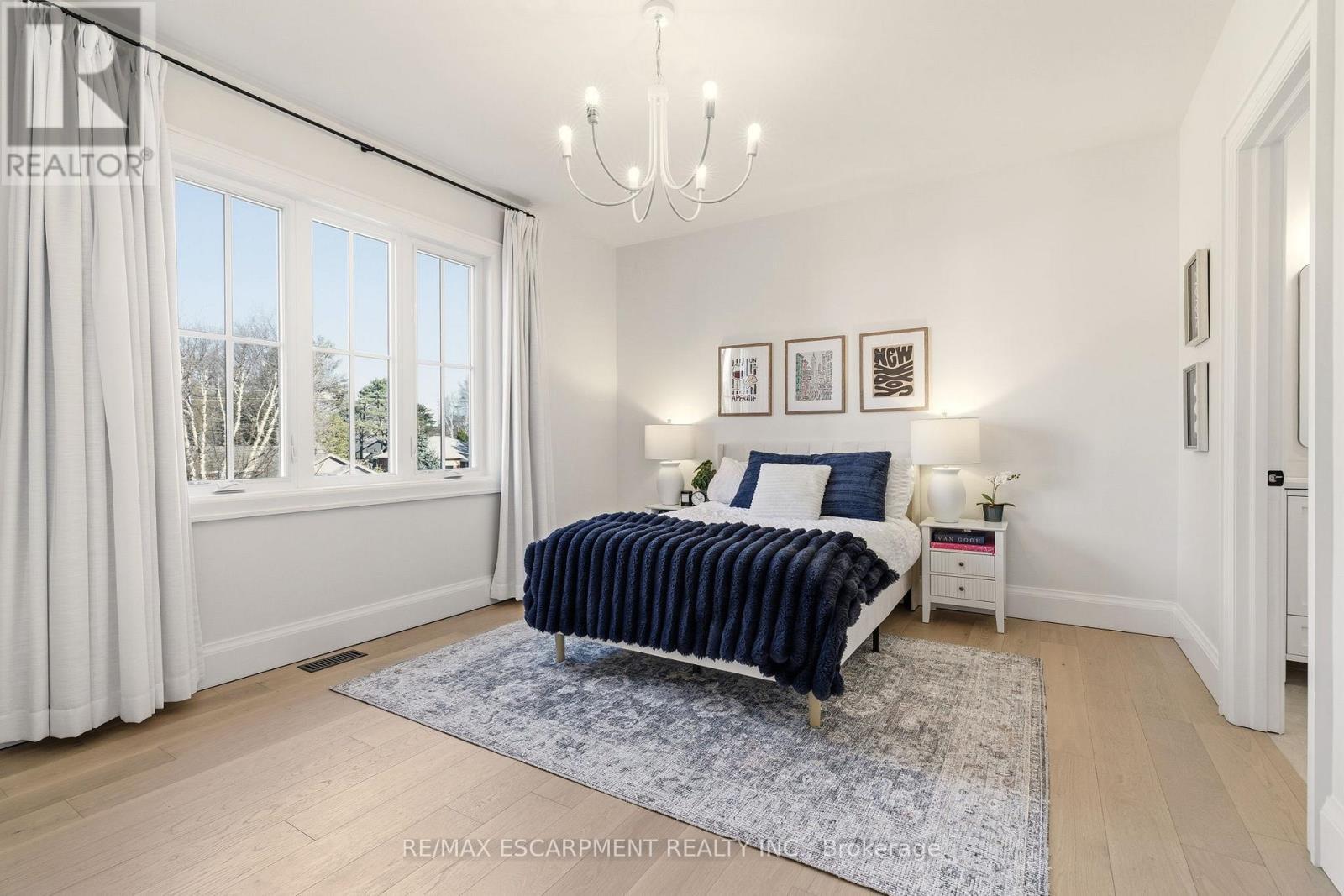 940 Gorton Avenue, Burlington, ON - Indoor Photo Showing Bedroom