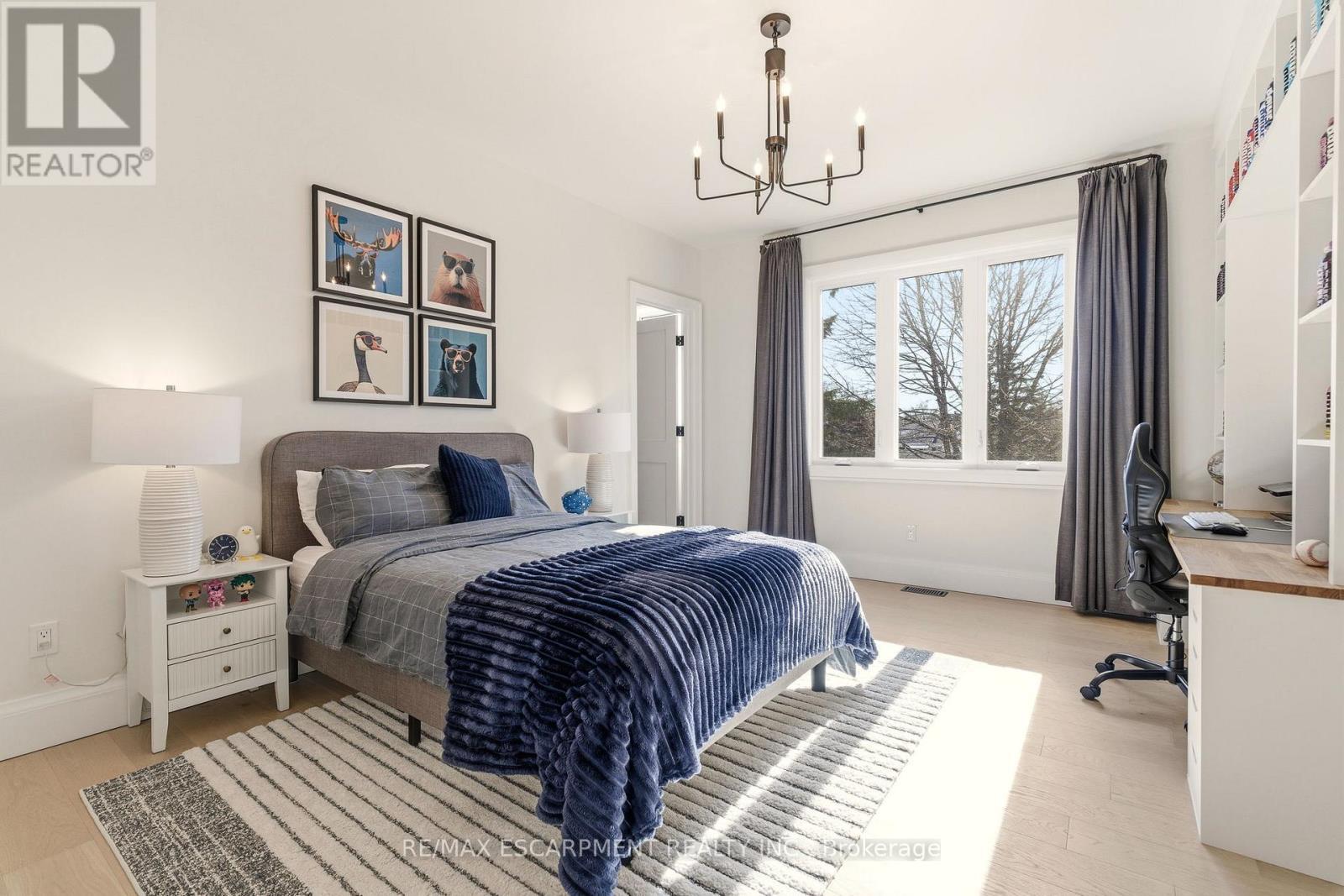 940 Gorton Avenue, Burlington, ON - Indoor Photo Showing Bedroom