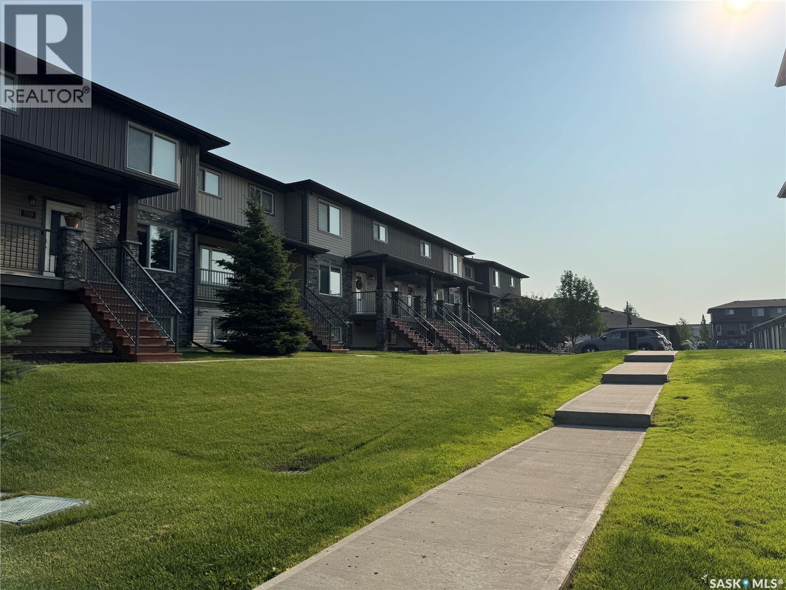 108 210 Rajput Way, Saskatoon, SK - Outdoor