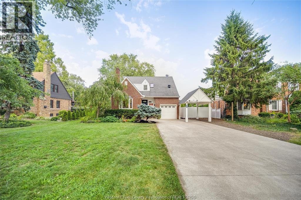2784 Alexandra Ave, Windsor, ON - Outdoor