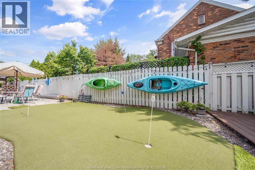 2784 Alexandra Ave, Windsor, ON - Outdoor
