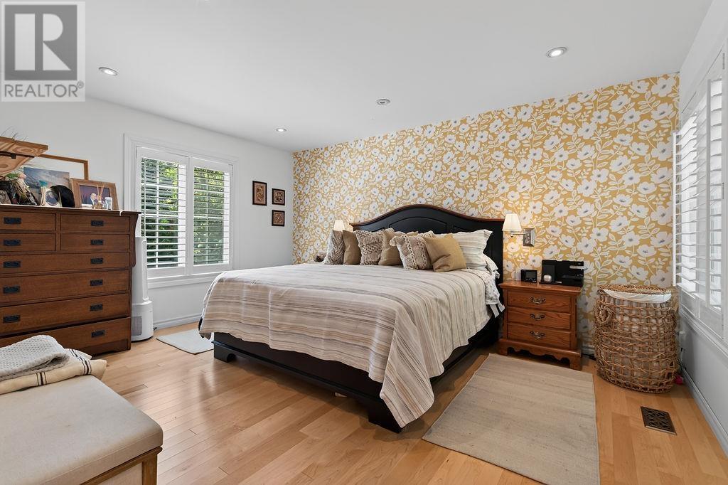 966 Fourth Lin E, Sault Ste. Marie, ON - Indoor Photo Showing Bedroom
