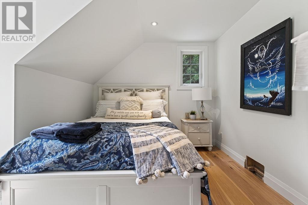 966 Fourth Lin E, Sault Ste. Marie, ON - Indoor Photo Showing Bedroom