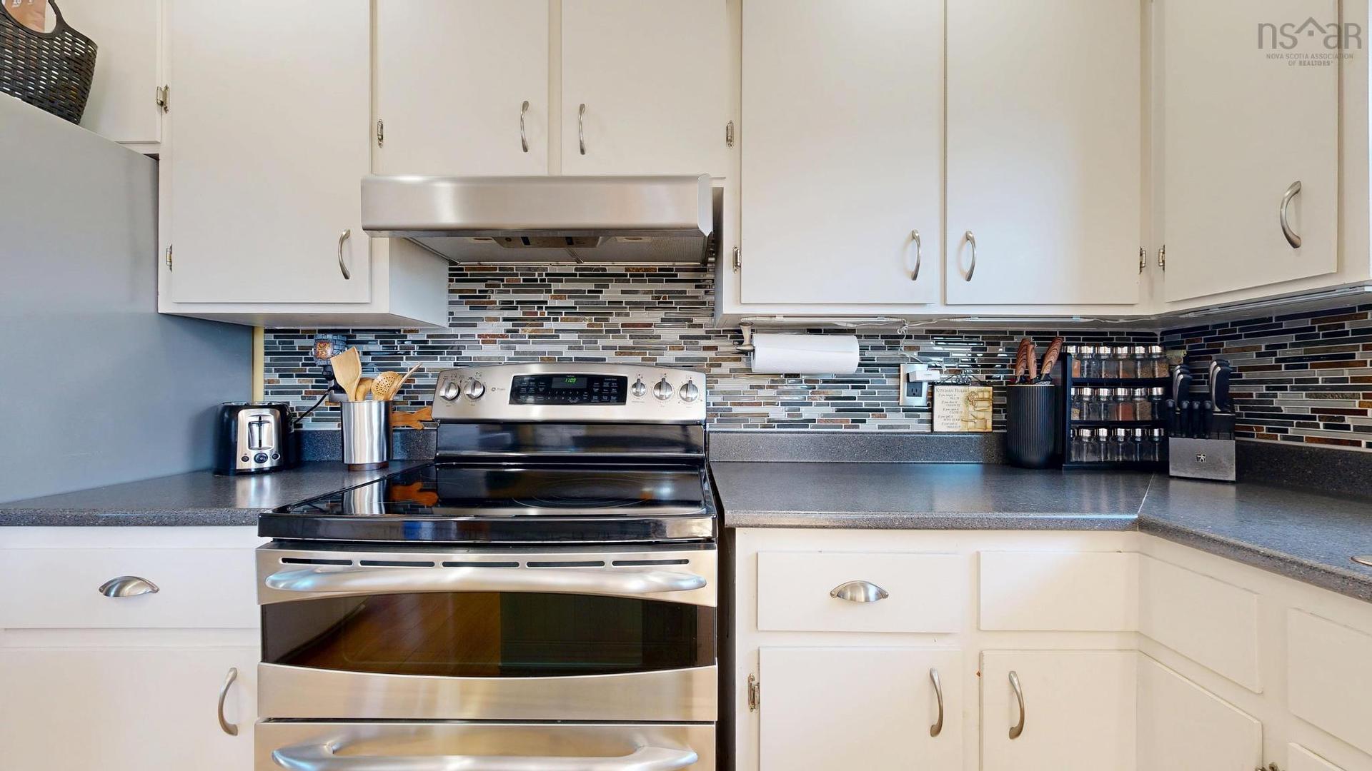 80 Apple Tree Lane, Kentville, NS - Indoor Photo Showing Kitchen With Upgraded Kitchen