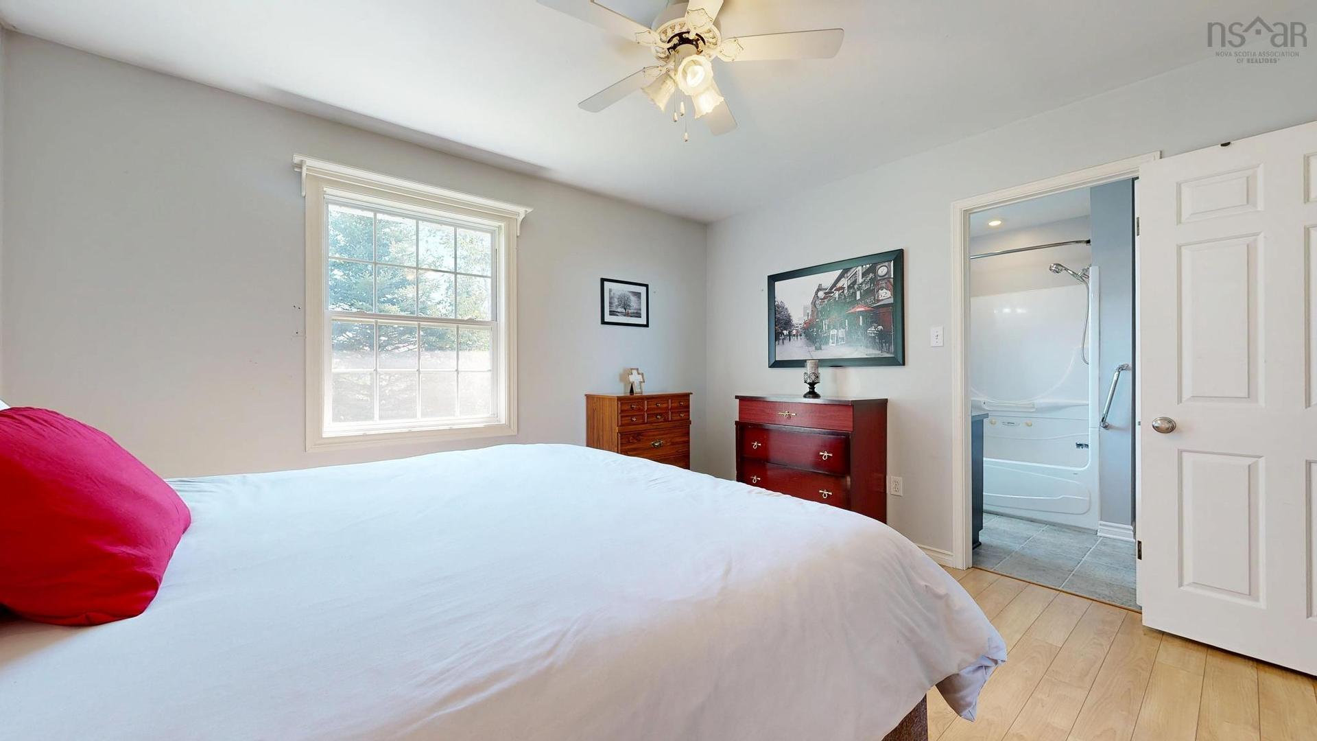 80 Apple Tree Lane, Kentville, NS - Indoor Photo Showing Bedroom