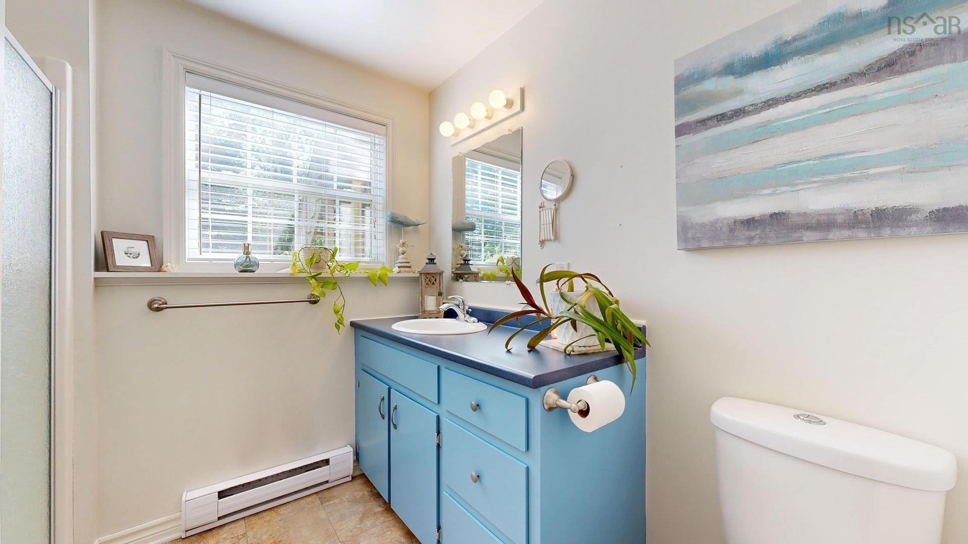 80 Apple Tree Lane, Kentville, NS - Indoor Photo Showing Bathroom