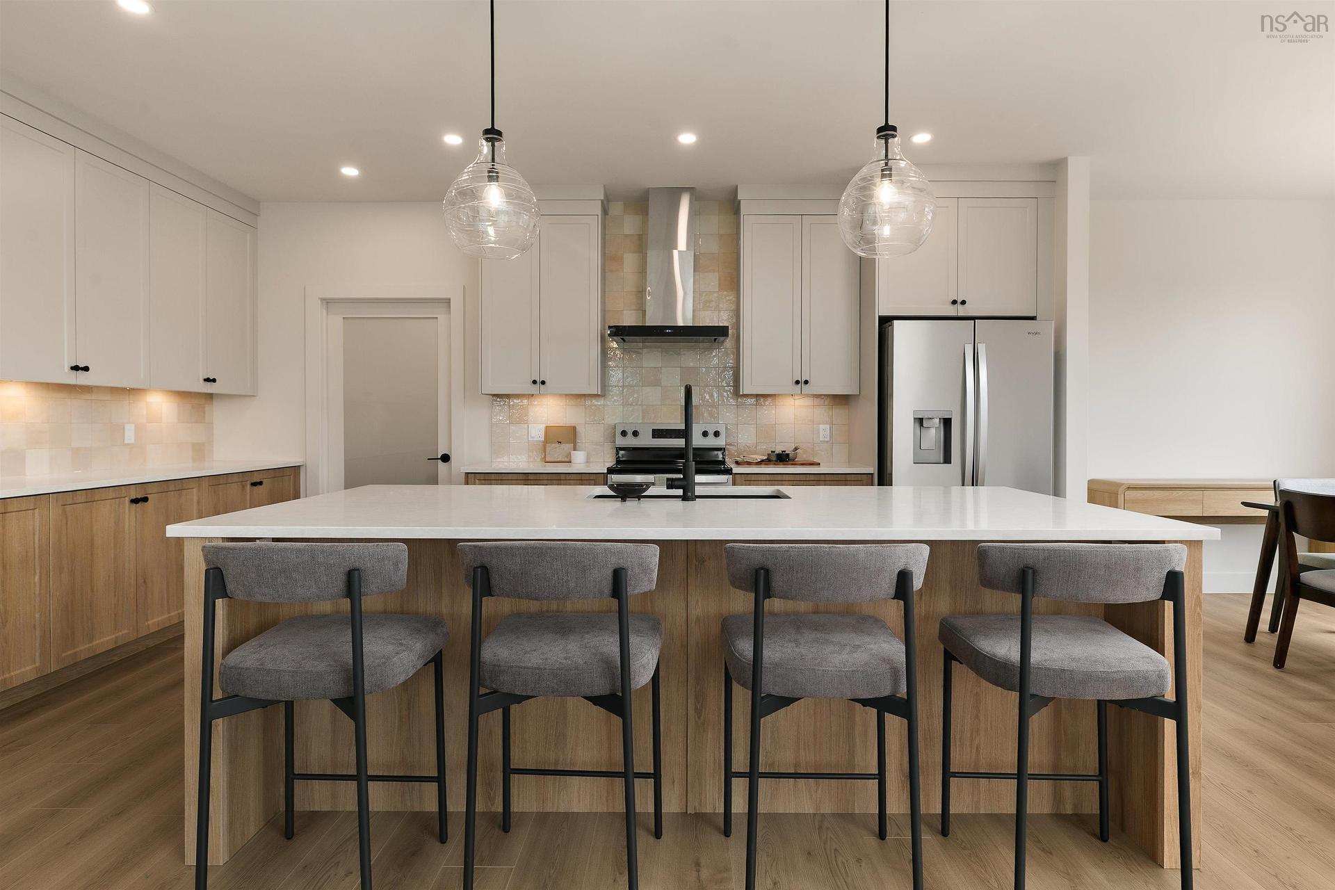137 Parish Street, Fall River, NS - Indoor Photo Showing Kitchen With Upgraded Kitchen