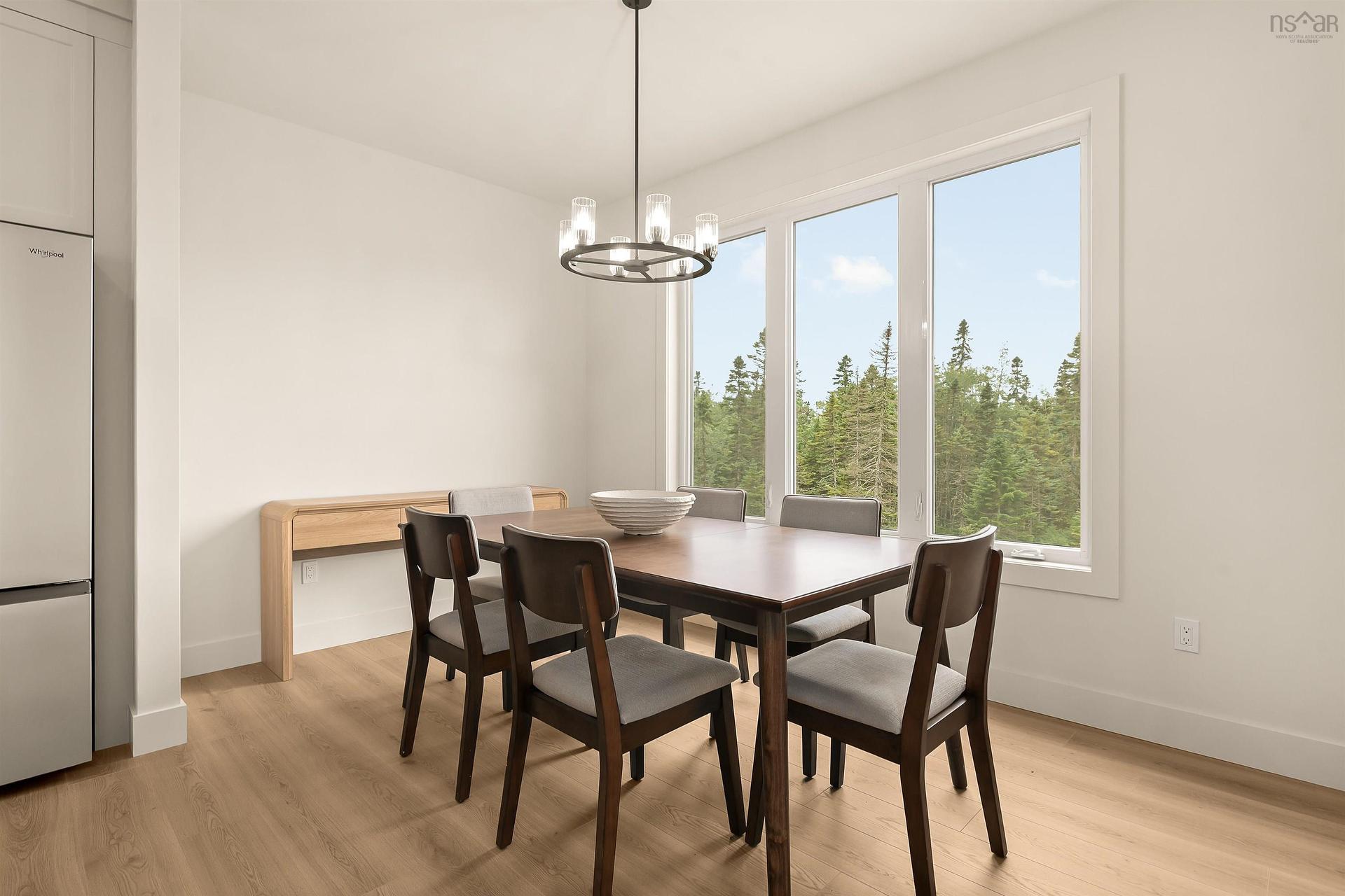 137 Parish Street, Fall River, NS - Indoor Photo Showing Dining Room