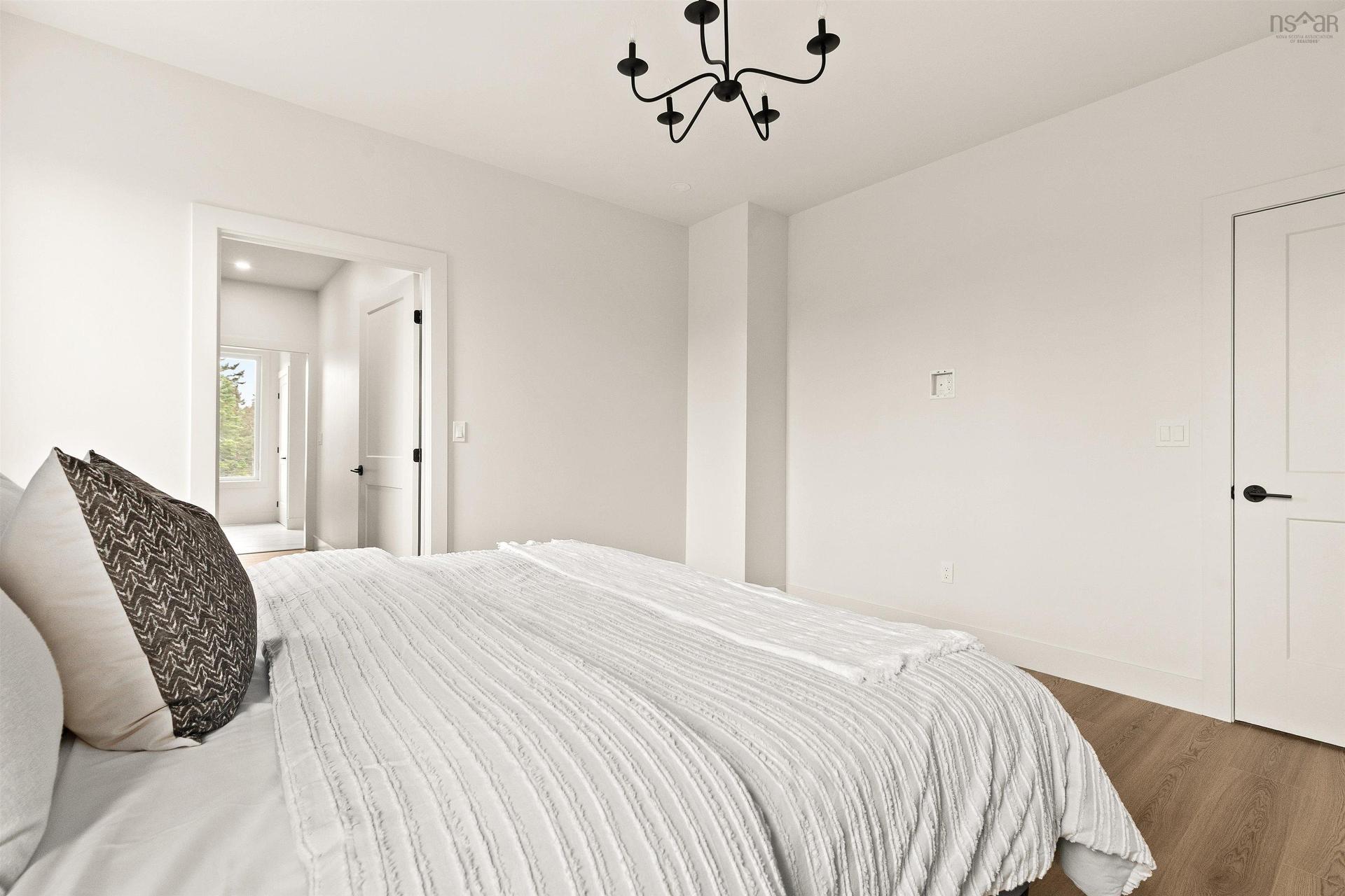 137 Parish Street, Fall River, NS - Indoor Photo Showing Bedroom