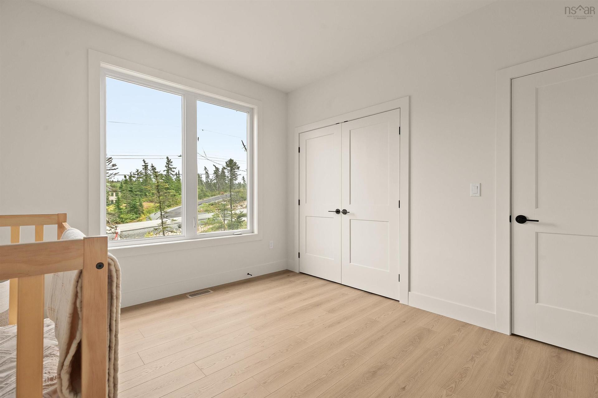 137 Parish Street, Fall River, NS - Indoor Photo Showing Other Room