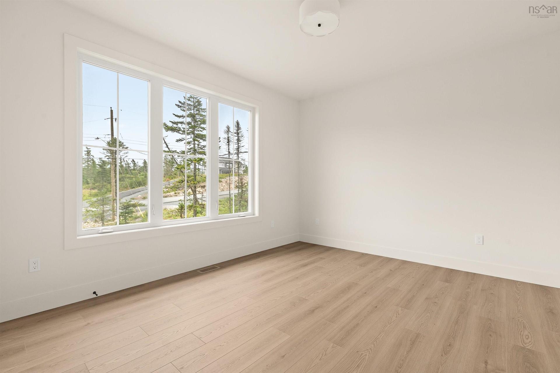 137 Parish Street, Fall River, NS - Indoor Photo Showing Other Room