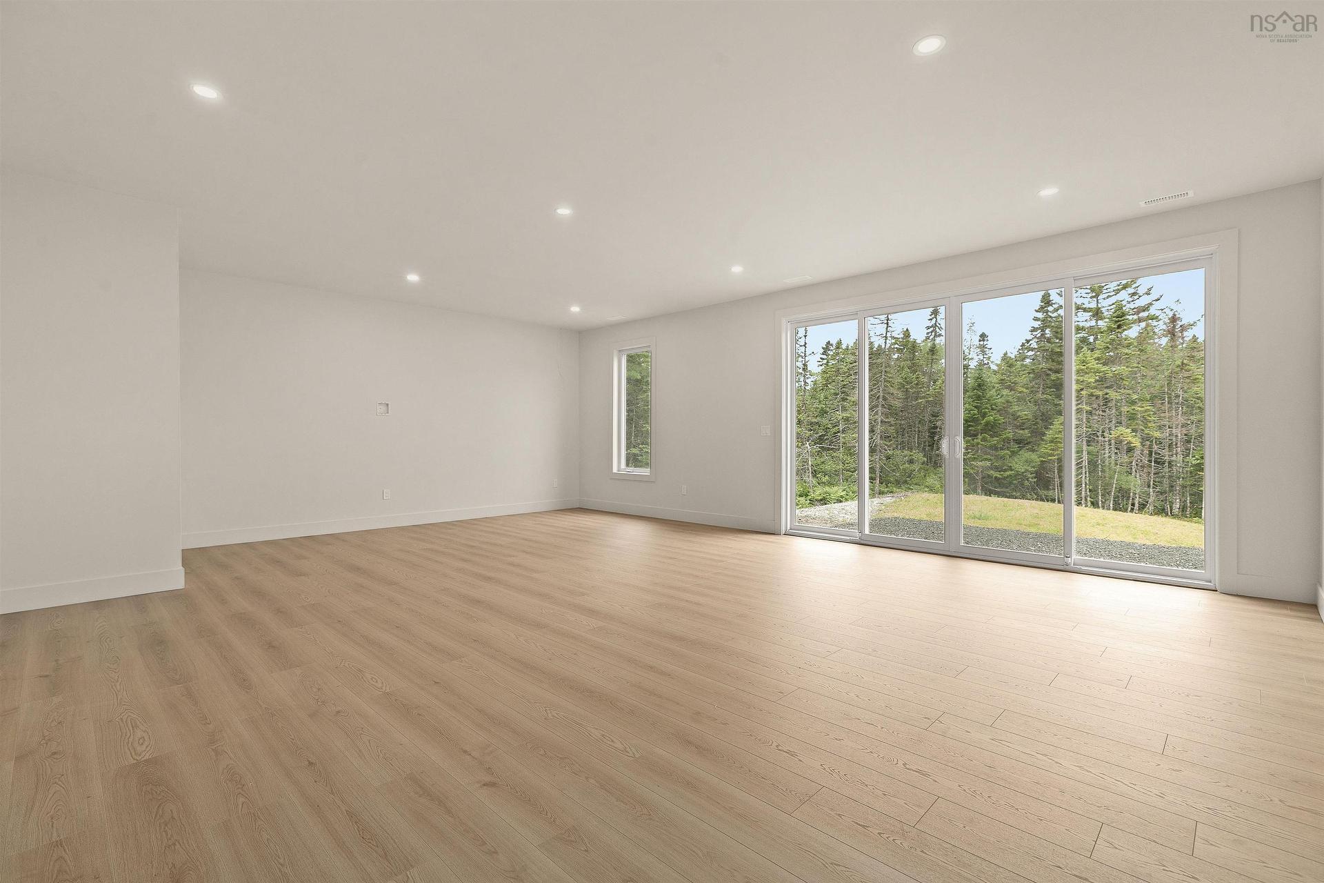 137 Parish Street, Fall River, NS - Indoor