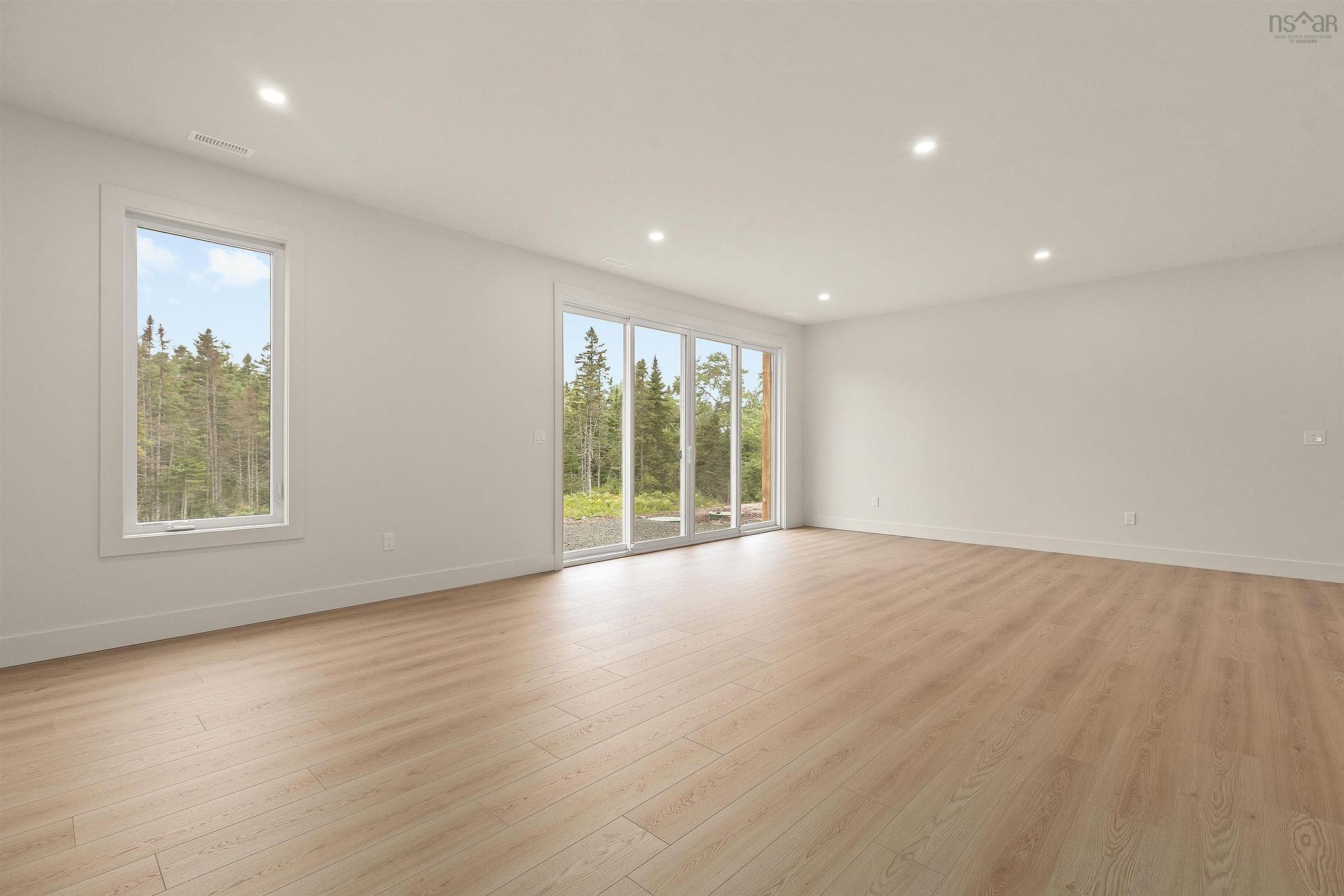 137 Parish Street, Fall River, NS - Indoor