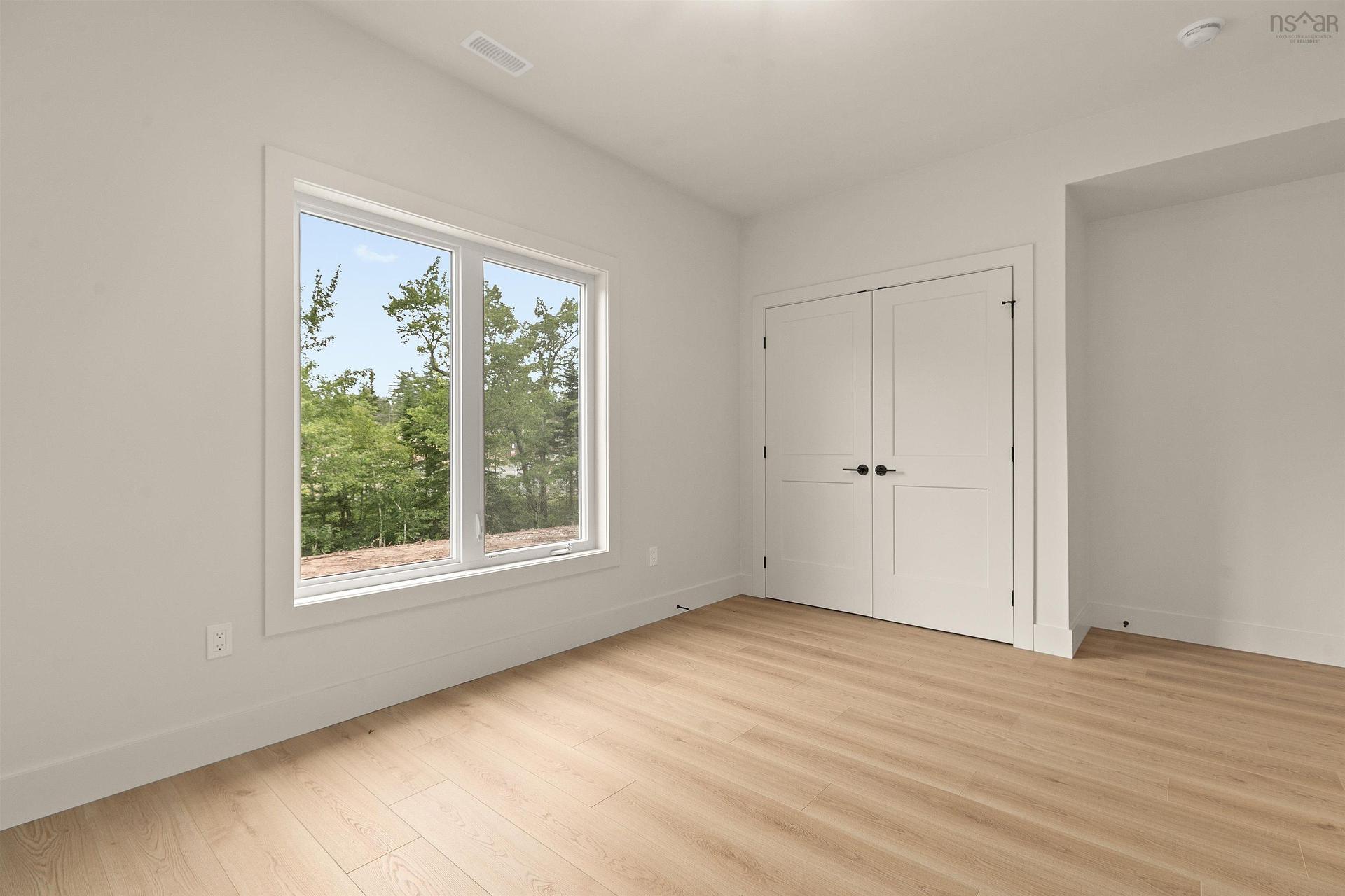 137 Parish Street, Fall River, NS - Indoor Photo Showing Other Room
