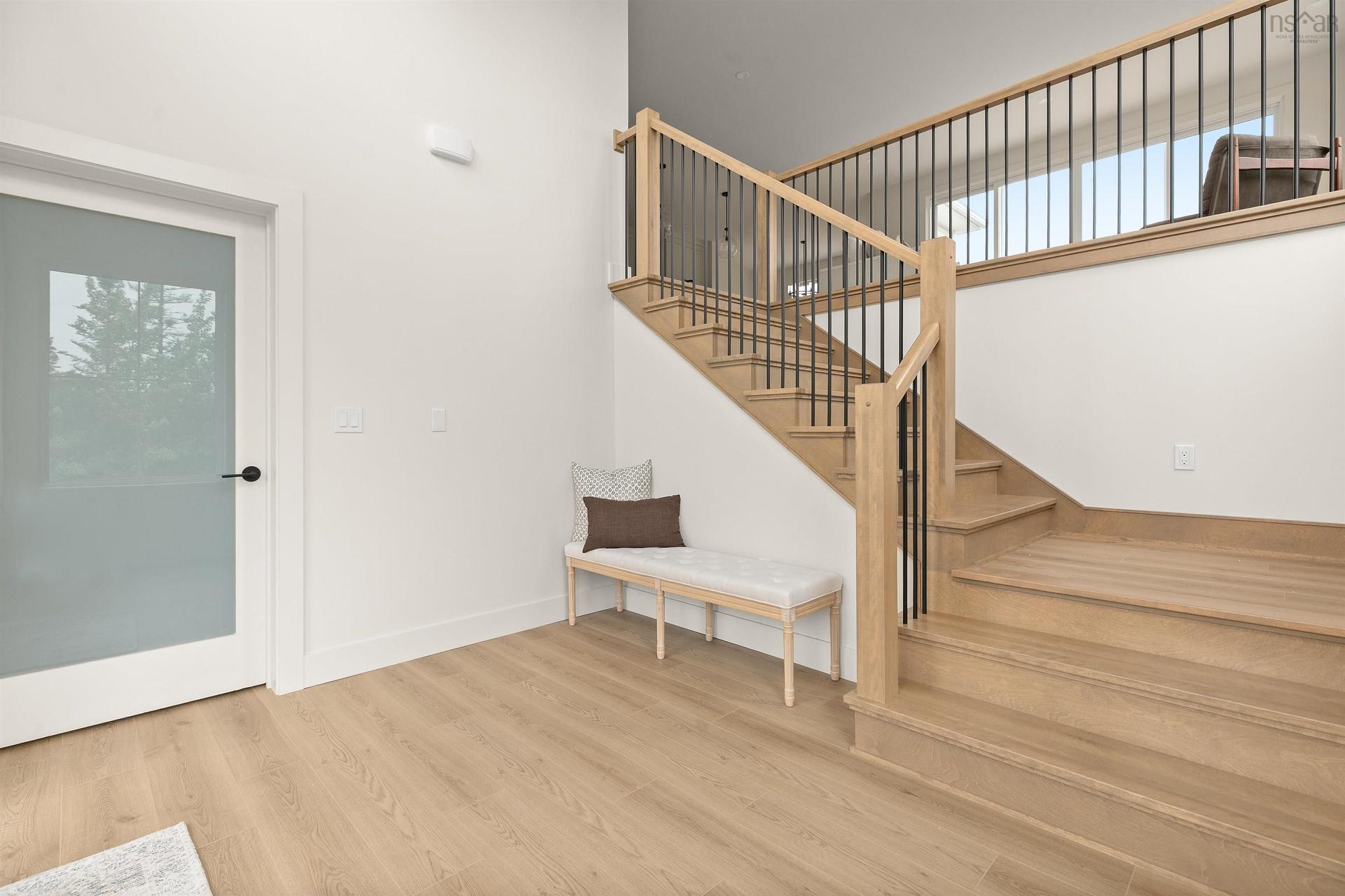 137 Parish Street, Fall River, NS - Indoor Photo Showing Other Room