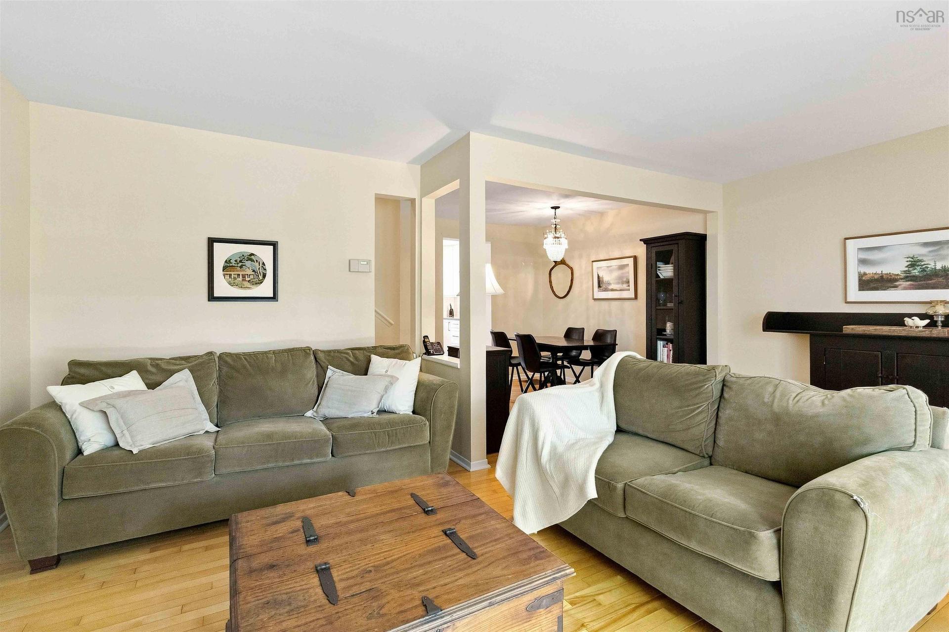 7 Forestside Crescent, Clayton Park, NS - Indoor Photo Showing Living Room