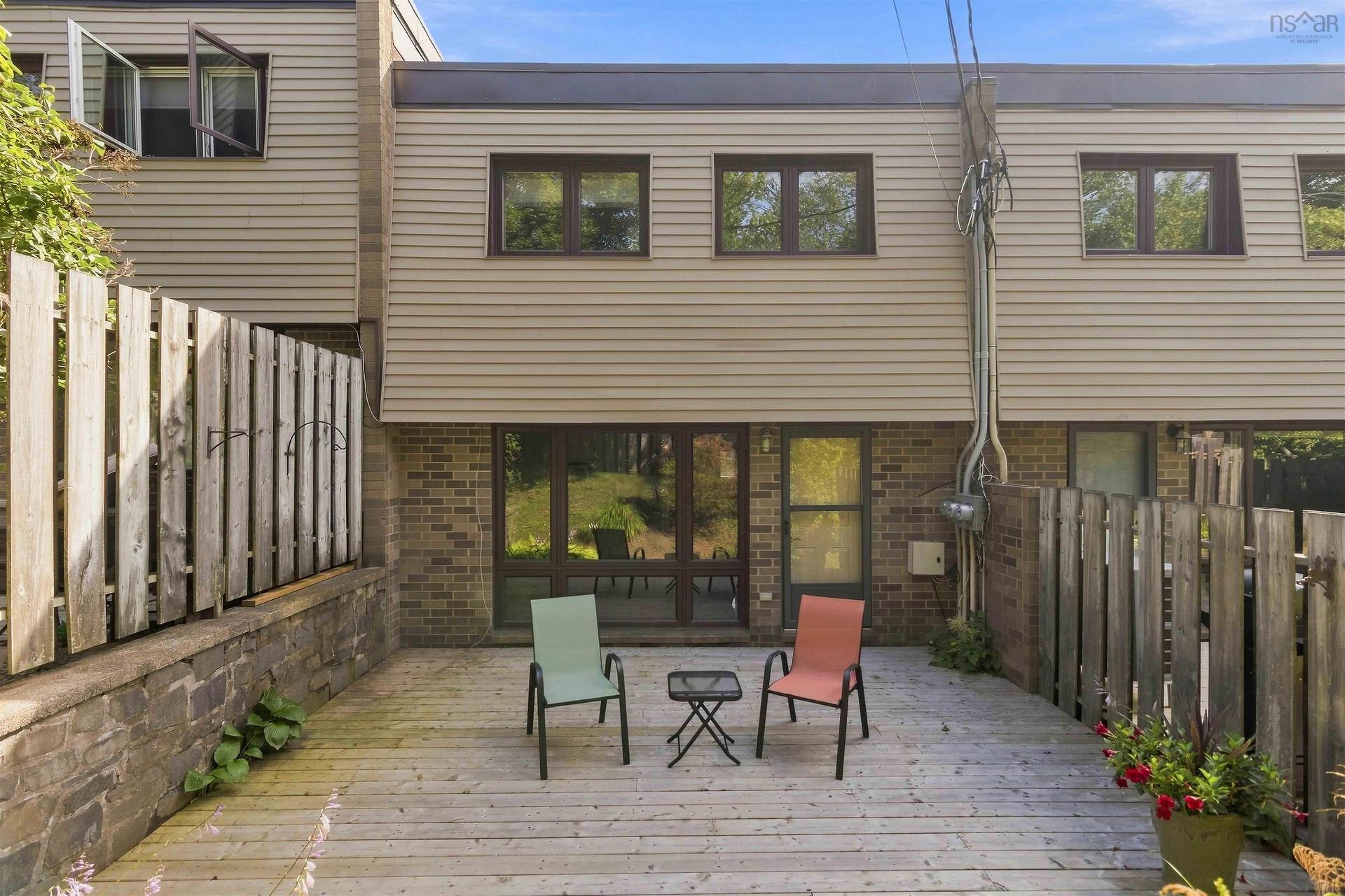 7 Forestside Crescent, Clayton Park, NS - Outdoor With Deck Patio Veranda With Exterior