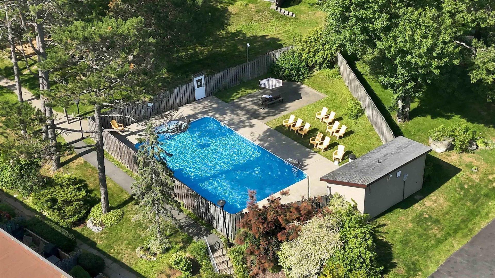 7 Forestside Crescent, Clayton Park, NS - Outdoor